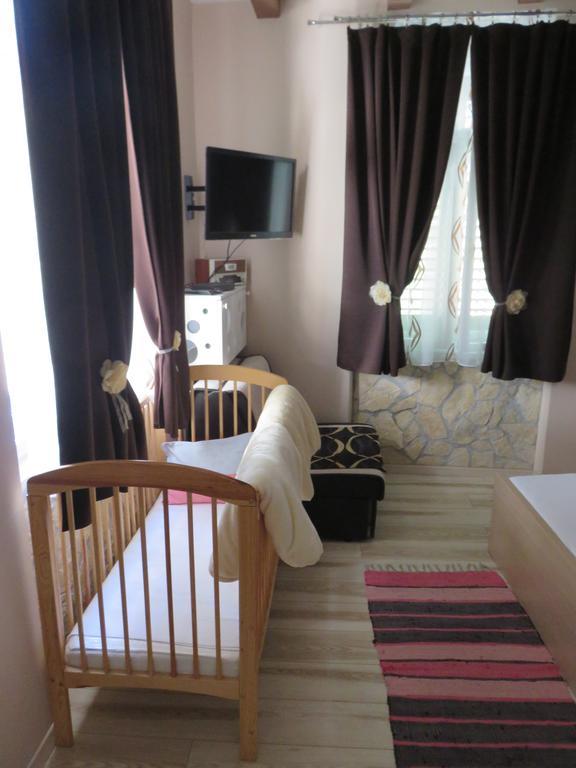 Apartment Barbara - Bojana Šibenik Zimmer foto