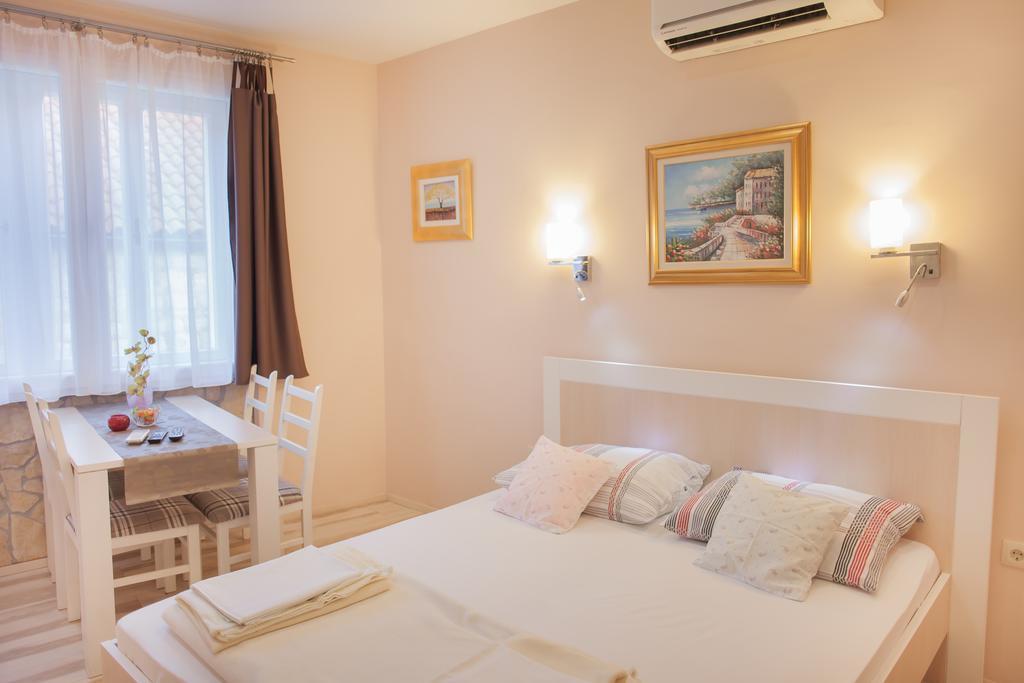 Apartment Barbara - Bojana Šibenik Exterior foto
